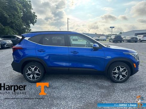 Used 2022 Kia Seltos EX AWD/4WD image 6
