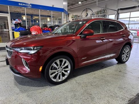 Used 2023 Buick Envision Avenir image 4