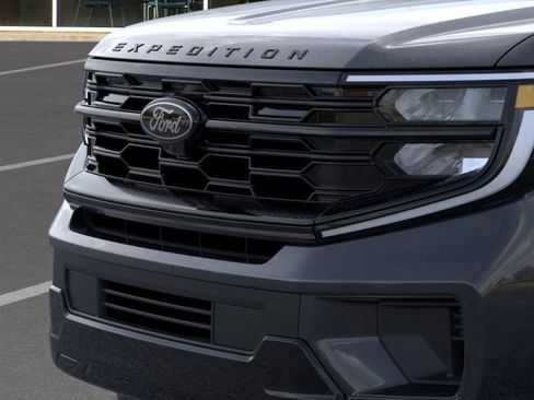 New 2026 Ford Expedition Platinum w/ Stealth Appearance Package image 17