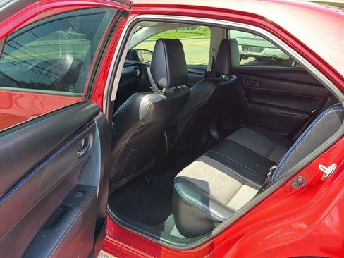 Used 2019 Toyota Corolla SE FWD image 27
