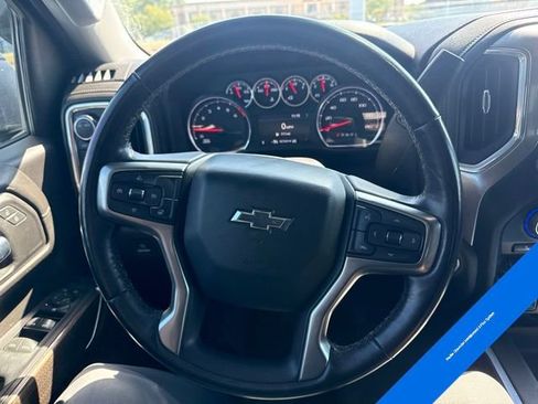 Used 2022 Chevrolet Silverado 1500 LT Trail Boss w/ LT Trail Boss Premium Package AWD/4WD image 16