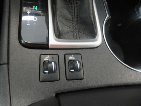 Used 2017 Toyota Highlander XLE FWD image 49