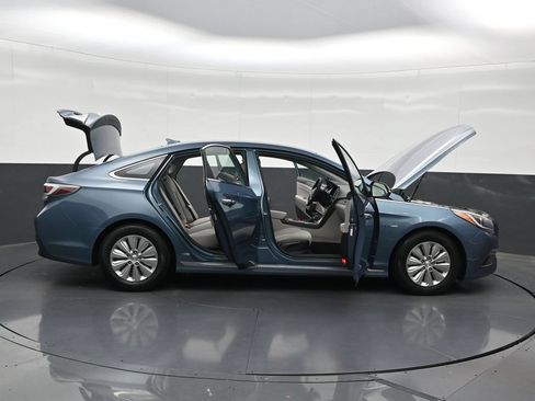 Used 2016 Hyundai Sonata SE FWD image 33