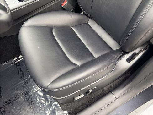 Used 2024 Tesla Model Y Long Range image 27