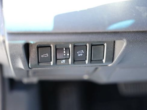 Used 2020 Subaru Outback Premium AWD/4WD image 18