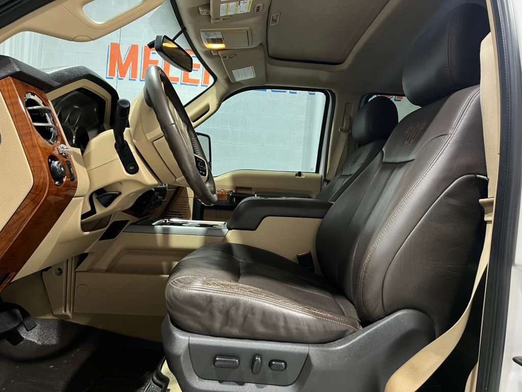 Used 2016 Ford F250 King Ranch w/ FX4 Off-Road Package AWD/4WD image 10