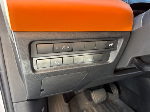 Used 2024 Mitsubishi Outlander SEL AWD/4WD image 14