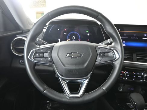 Used 2024 Chevrolet Trax ACTIV w/ Driver Confidence Package image 32