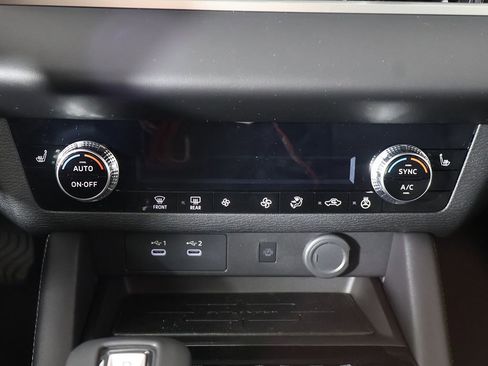 New 2026 Mitsubishi Outlander SE FWD image 49