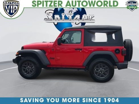 Used 2025 Jeep Wrangler Sport AWD/4WD image 6