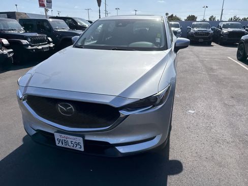 Used 2017 MAZDA CX-5 Grand Touring FWD image 2