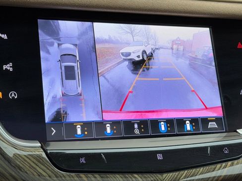 Used 2020 Cadillac XT6 Premium Luxury w/ Platinum Package image 23