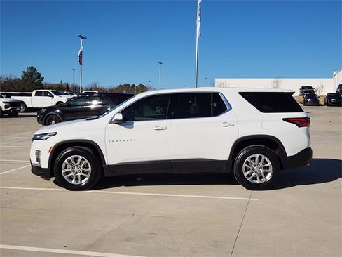 Certified 2022 Chevrolet Traverse LS image 5