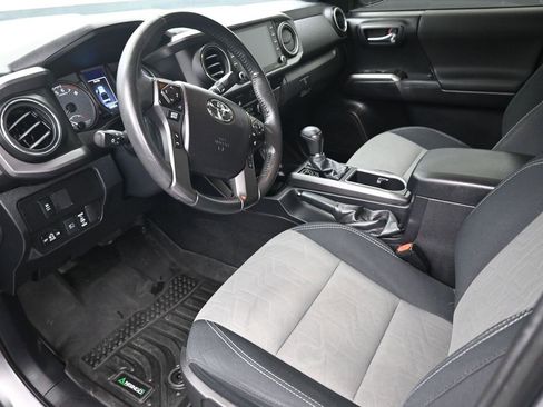 Certified 2021 Toyota Tacoma TRD Sport image 9