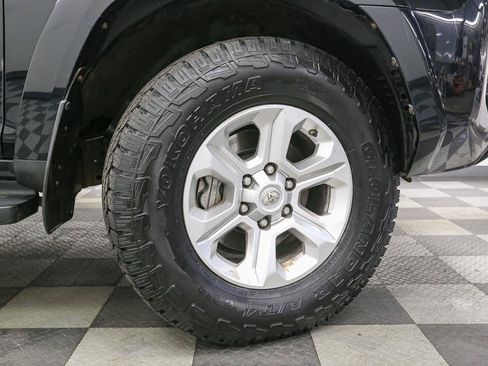 Used 2018 Toyota 4Runner SR5 Premium AWD/4WD image 13