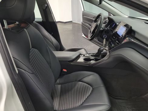 Used 2023 Toyota Camry SE image 22