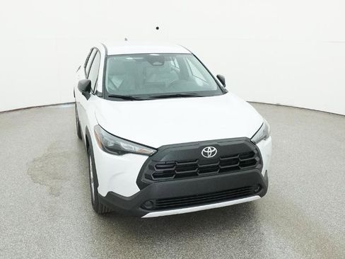 Used 2026 Toyota Corolla Cross L image 89