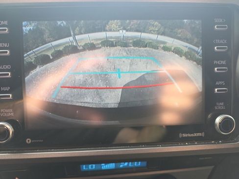 Used 2021 Toyota Tacoma TRD Off-Road image 34