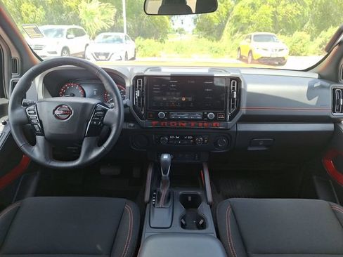 Used 2026 Nissan Frontier Pro-X w/ Pro-X Convenience Package RWD image 12