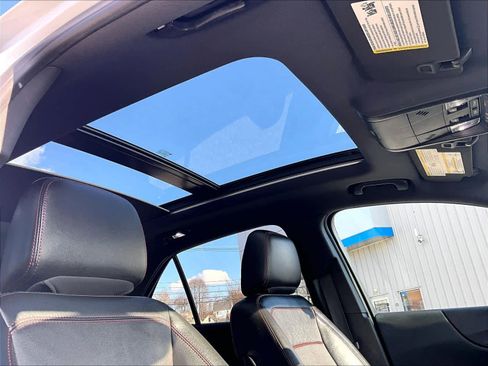 Certified 2023 Chevrolet Equinox RS w/ RS Leather Package image 21