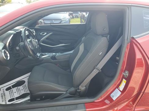 Used 2021 Chevrolet Camaro LT w/ Wild Cherry Design Package 1 image 13