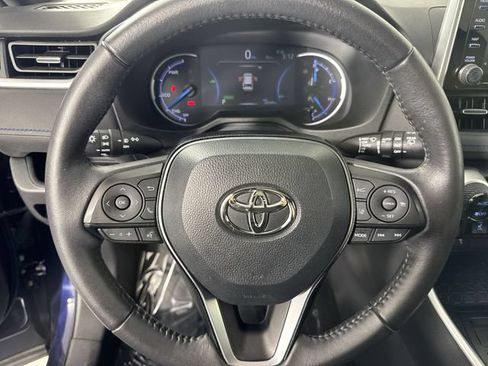 Used 2020 Toyota RAV4 XSE w/ XSE Grade Weather Package AWD/4WD image 12