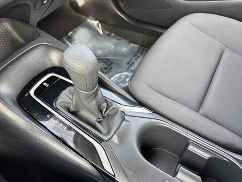 Used 2024 Toyota Corolla LE FWD image 13