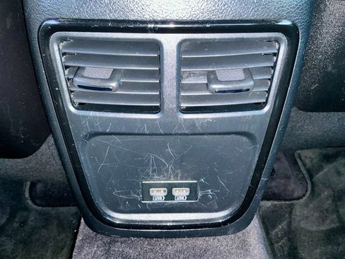 Used 2017 Dodge Charger SE w/ Power Sunroof Group image 28