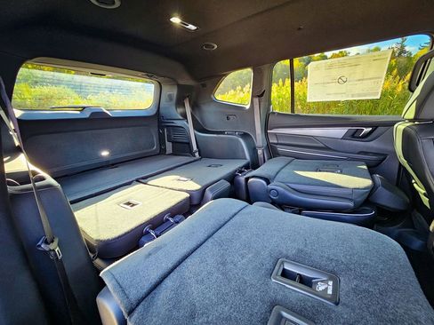 New 2026 Buick Enclave Sport Touring w/ Power Package image 39