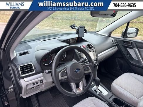 Used 2017 Subaru Forester 2.5i Premium w/ All-Weather Package image 11