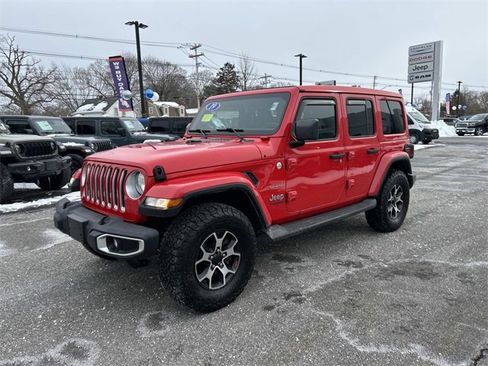 Used 2019 Jeep Wrangler Unlimited Sahara w/ Cold Weather Group image 7