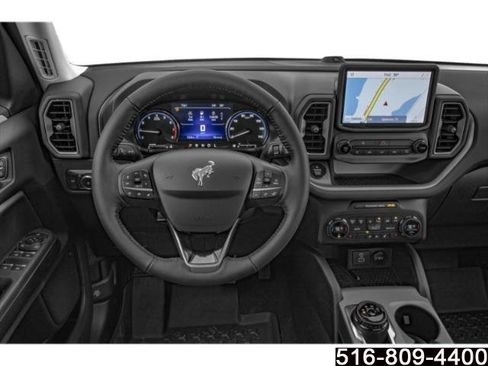 Used 2023 Ford Bronco Sport Outer Banks AWD/4WD image 8