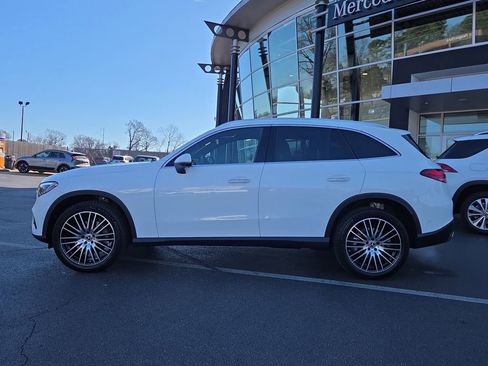 New 2026 Mercedes-Benz GLC 300 4MATIC image 2