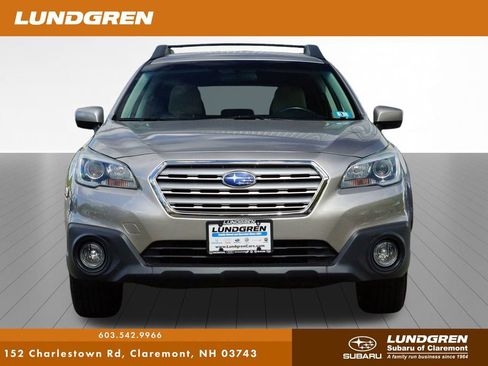 Used 2015 Subaru Outback 2.5i Premium image 10