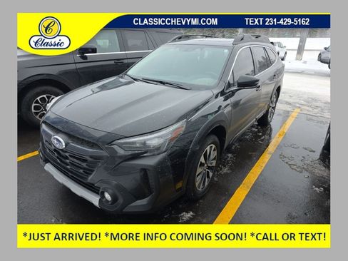 Used 2024 Subaru Outback Limited image 1