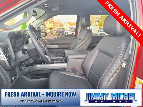 Used 2026 Ford F350 Lariat w/ Black Appearance Package image 3