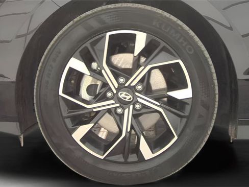 Used 2025 Hyundai Sonata SEL image 12