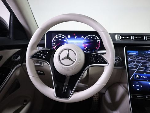 Certified 2022 Mercedes-Benz S 580 4MATIC Sedan image 45