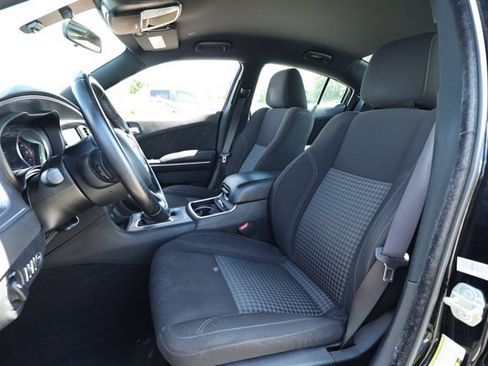 Used 2023 Dodge Charger SXT RWD image 23