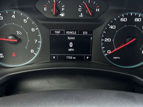 Certified 2024 Chevrolet Equinox LS w/ Driver Confidence II Package image 12