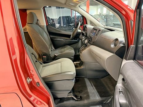 Used 2021 Nissan NV200 SV image 33