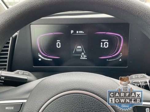 Used 2024 Kia Sportage LX image 15