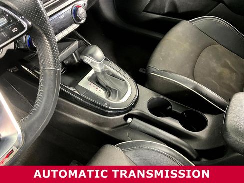 Used 2023 Kia Forte GT-Line FWD image 16