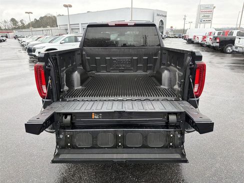 Used 2025 GMC Sierra 1500 SLT image 19