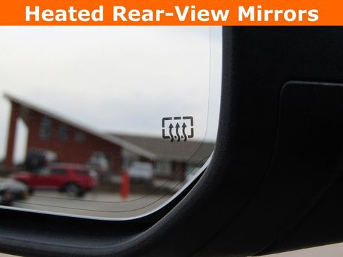 Used 2025 Buick Enclave Preferred image 9