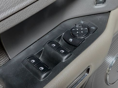 Used 2019 Ford Expedition XL AWD/4WD image 17