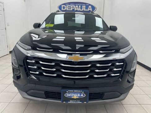 New 2026 Chevrolet Equinox LT w/ Convenience Package II AWD/4WD image 17