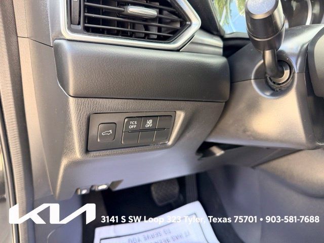 Used 2020 MAZDA CX-5 Touring FWD image 16