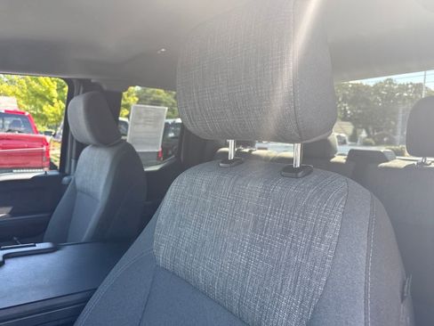 Used 2022 Ford F150 XLT image 21