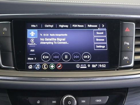 Used 2023 Buick Enclave Essence FWD image 19